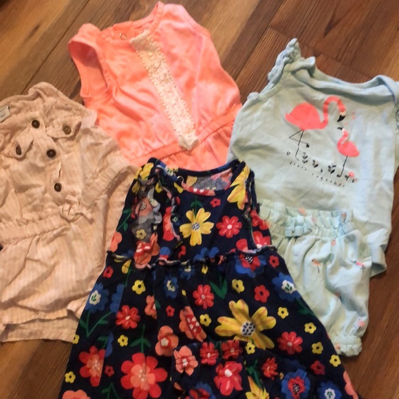 3-6 bundle Carter’s & old navy - Picture 7 of 8